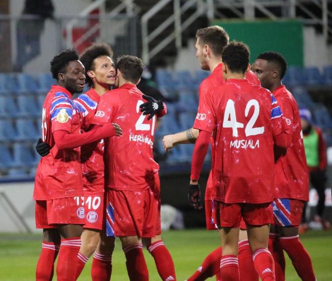 爱游戏在线-段暄采访梅西的时候还嘲笑梅西腿短